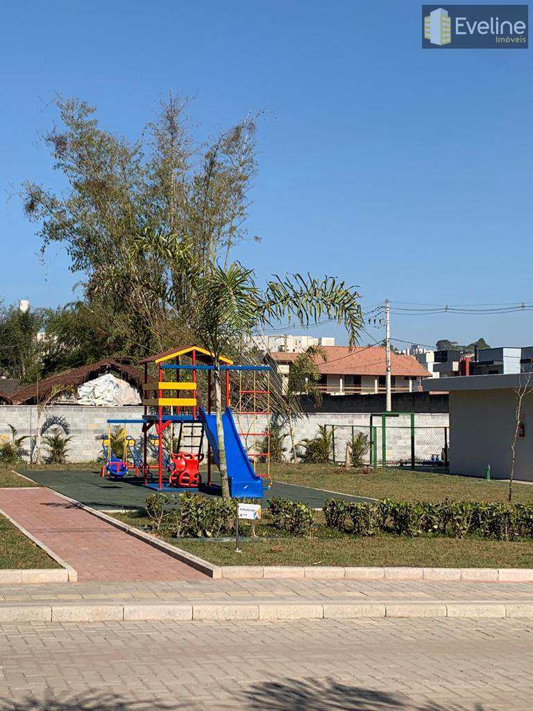 Apartamento em Mogi das Cruzes, no bairro Botujuru