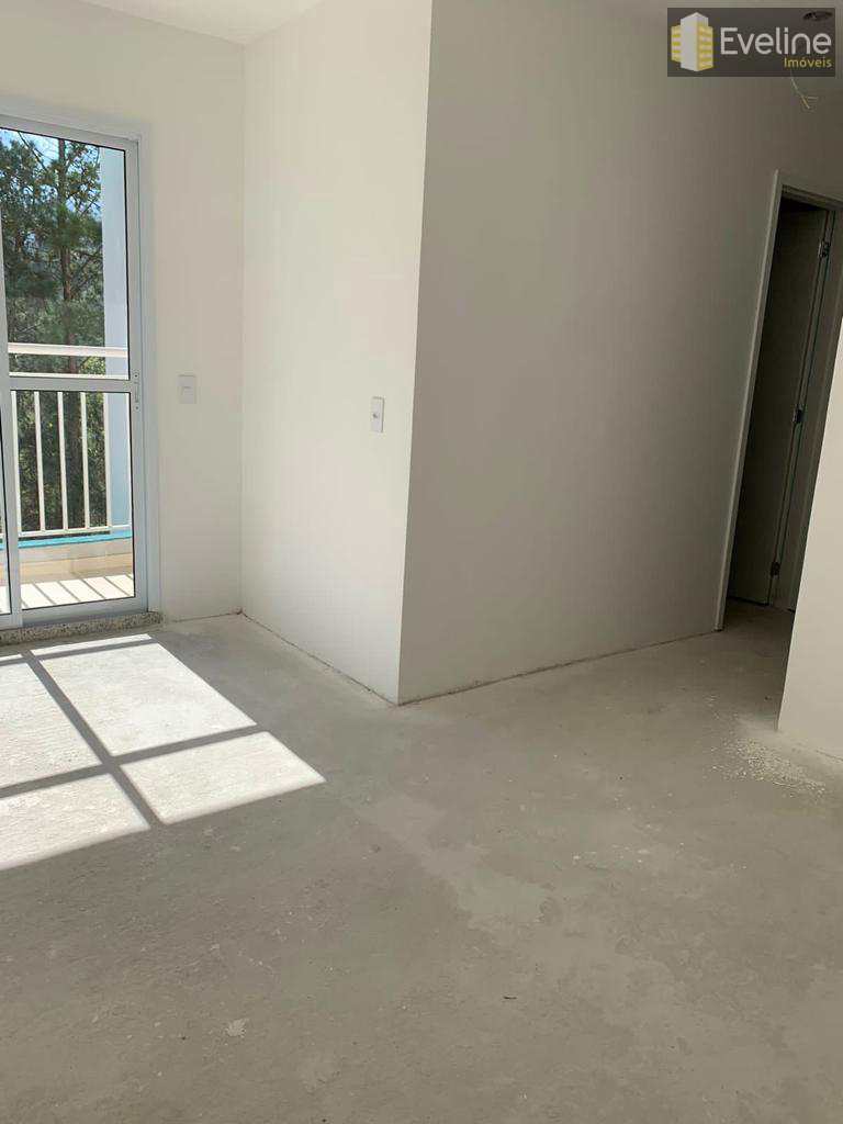 Apartamento em Mogi das Cruzes, no bairro Botujuru