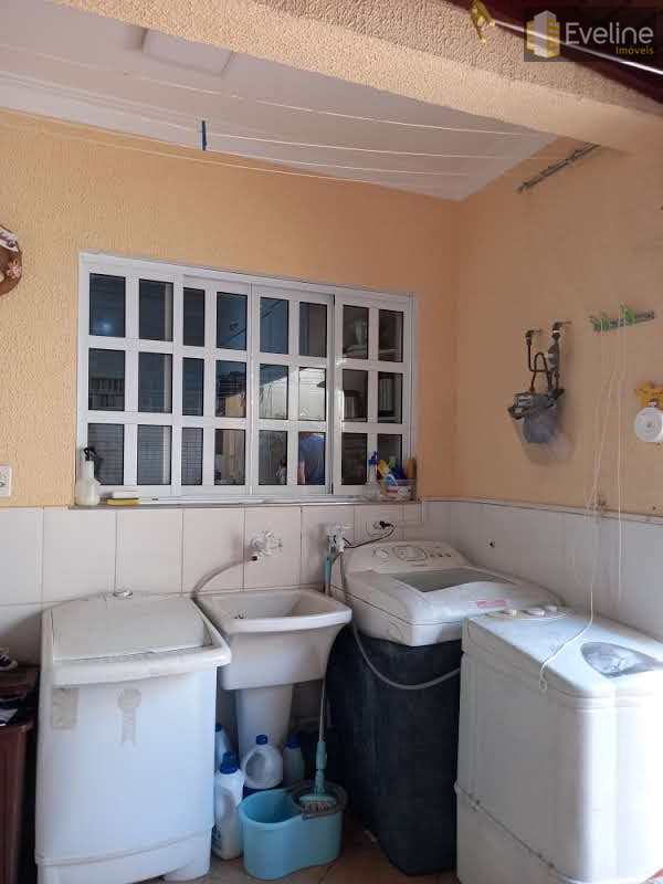 Casa em Mogi das Cruzes, no bairro Vila Caputera