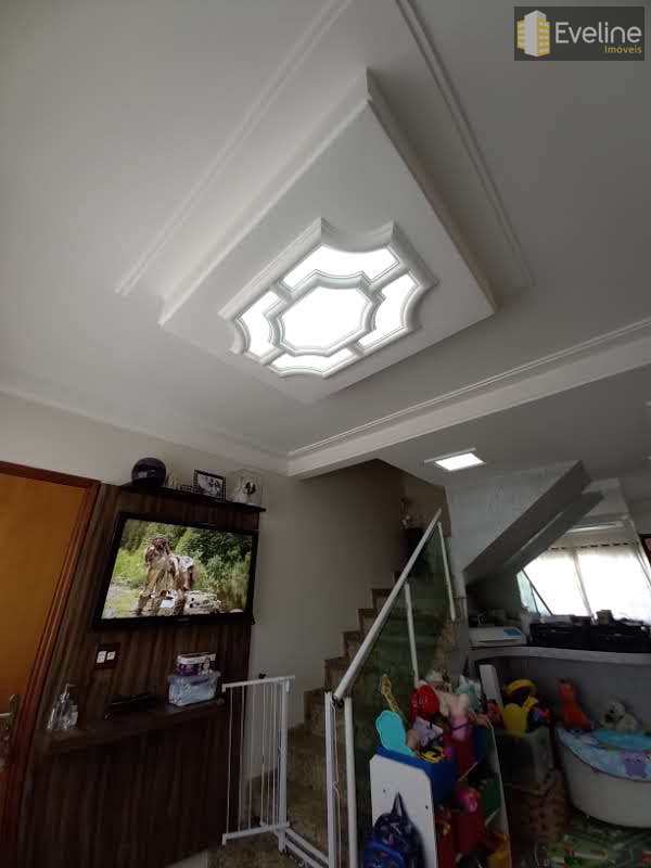 Casa em Mogi das Cruzes, no bairro Vila Caputera