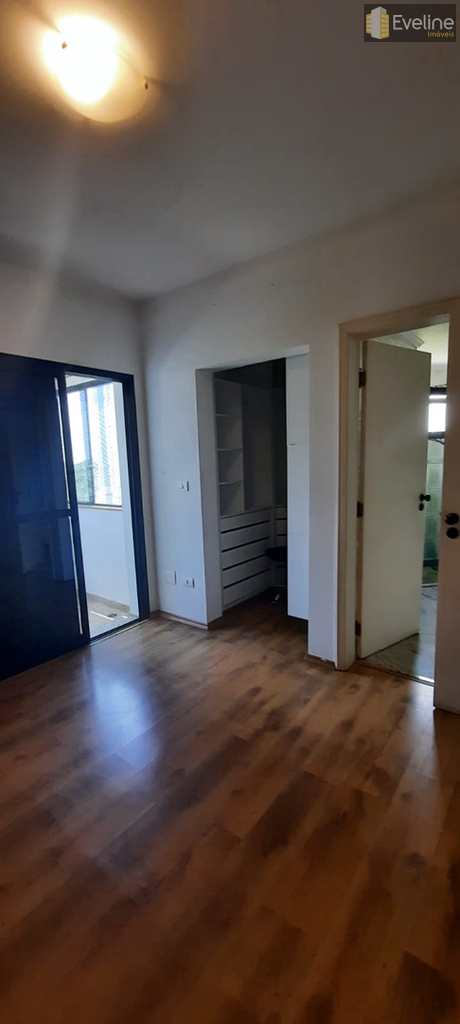 Apartamento em Mogi das Cruzes, no bairro Vila Mogilar