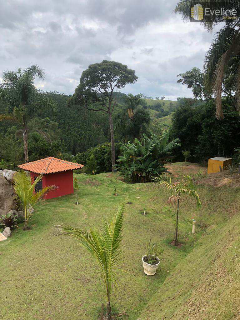 Chácara em Guararema, no bairro Luiz Carlos