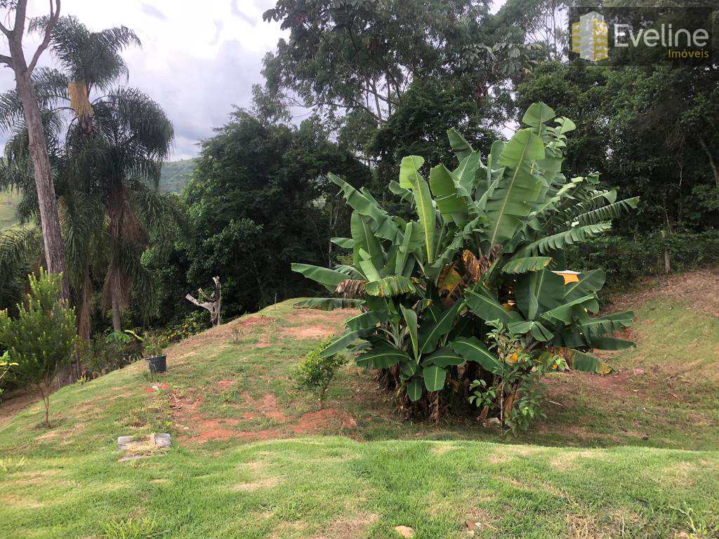 Chácara em Guararema, no bairro Luiz Carlos