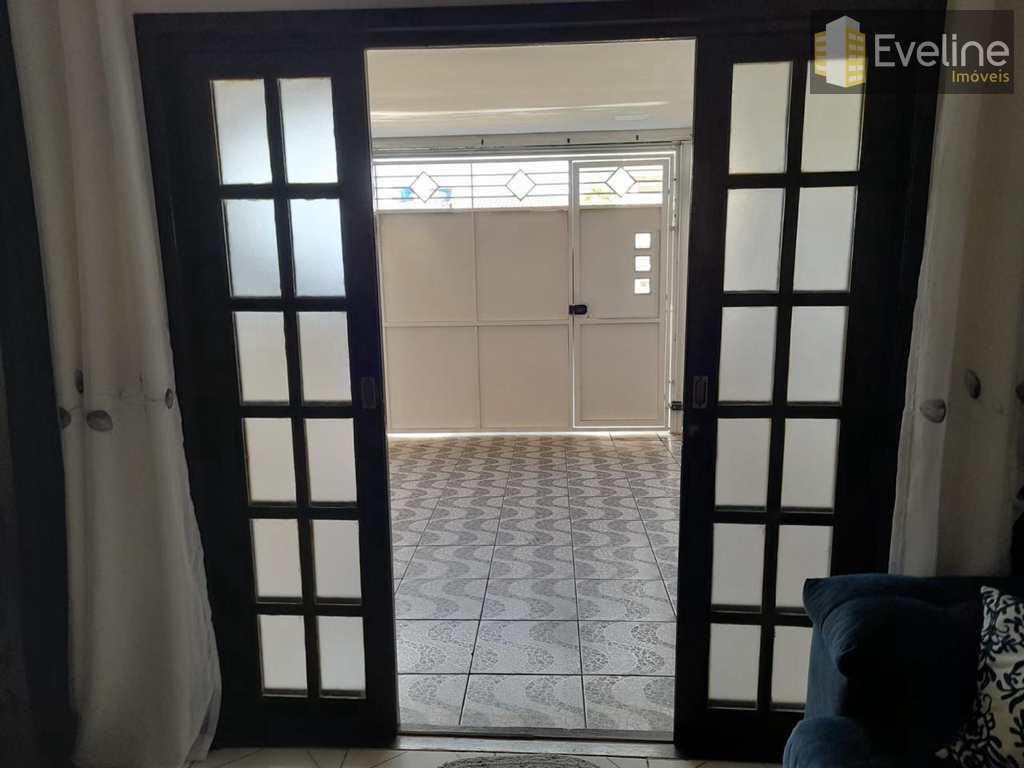 Casa em Mogi das Cruzes, no bairro Jardim Aeroporto I