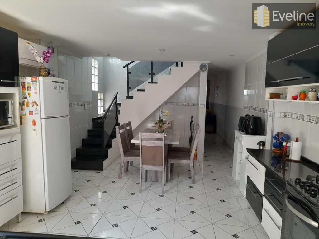 Casa em Mogi das Cruzes, no bairro Jardim Aeroporto I