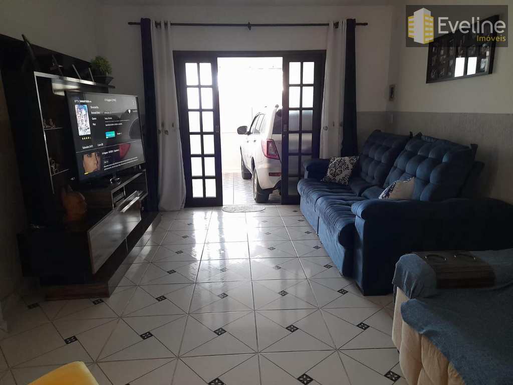 Casa em Mogi das Cruzes, no bairro Jardim Aeroporto I