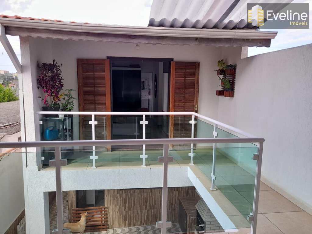 Casa em Mogi das Cruzes, no bairro Jardim Aeroporto I