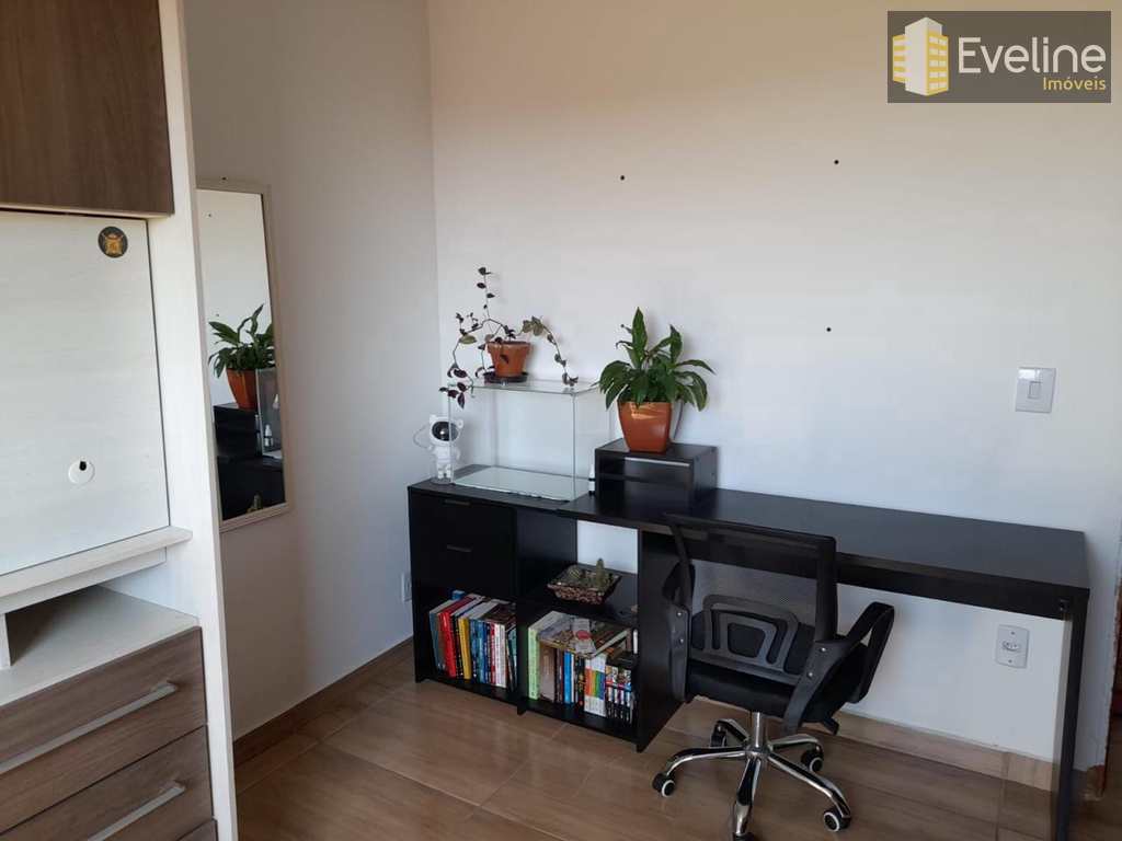 Casa em Mogi das Cruzes, no bairro Jardim Aeroporto I