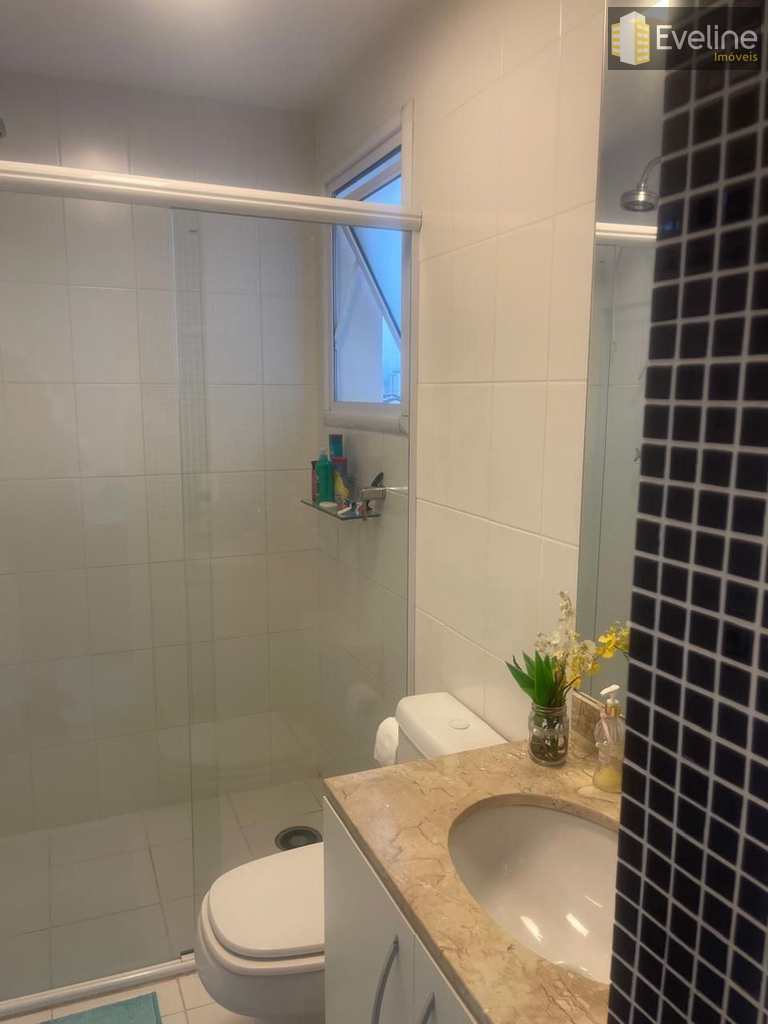 Apartamento em Mogi das Cruzes, no bairro Vila Oliveira