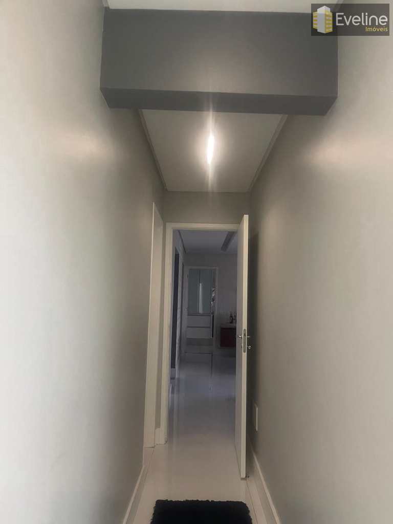 Apartamento em Mogi das Cruzes, no bairro Vila Oliveira