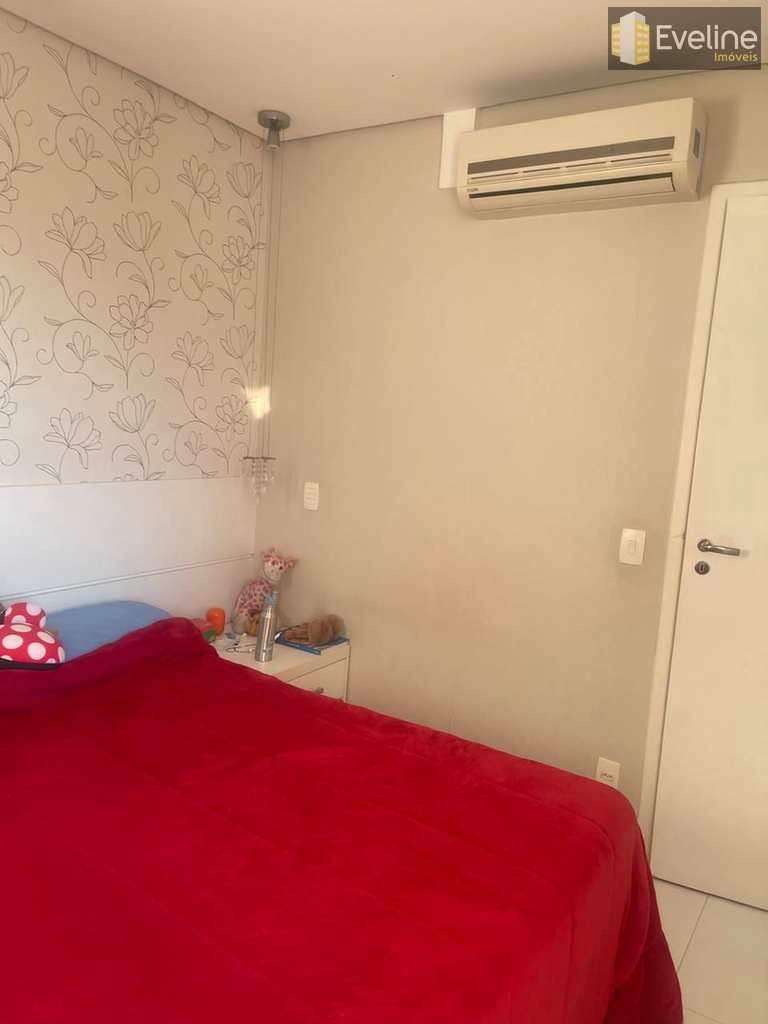 Apartamento em Mogi das Cruzes, no bairro Vila Oliveira