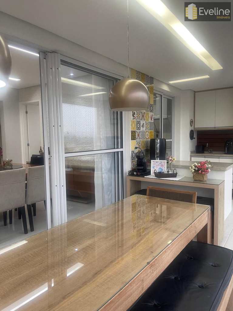 Apartamento em Mogi das Cruzes, no bairro Vila Oliveira