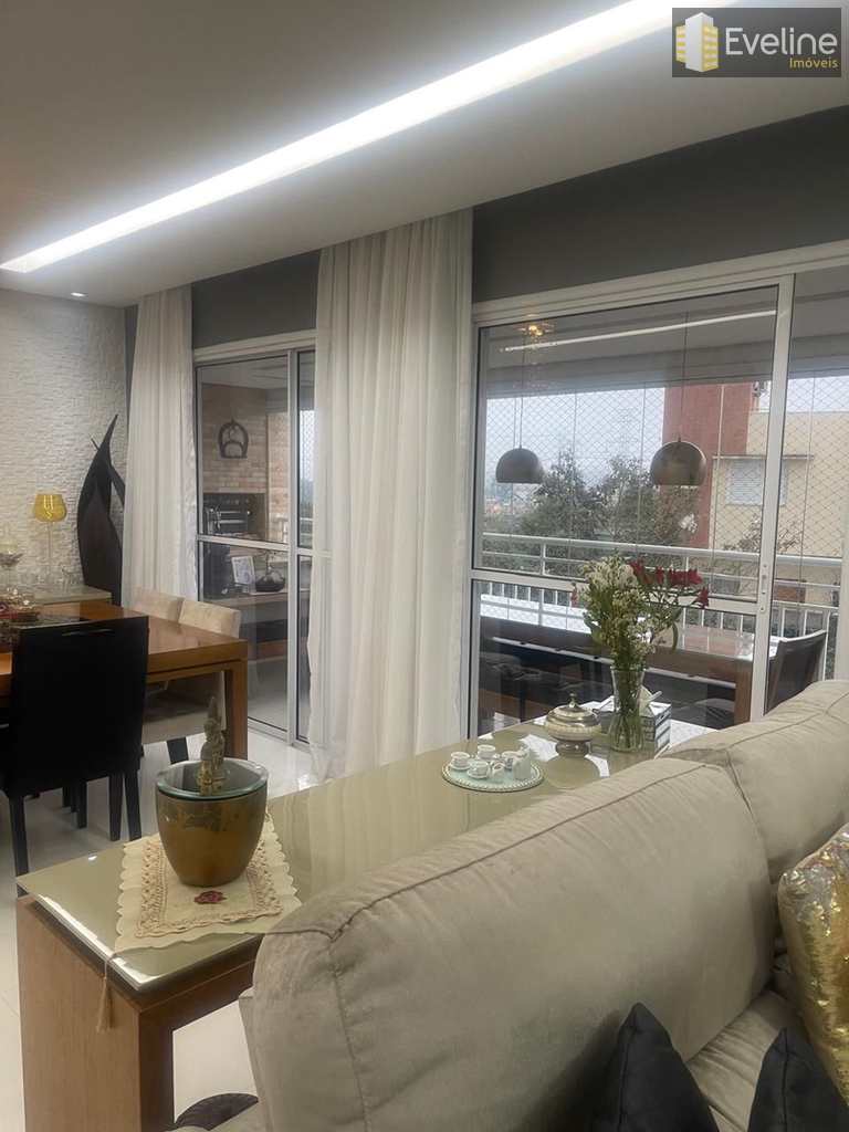 Apartamento em Mogi das Cruzes, no bairro Vila Oliveira