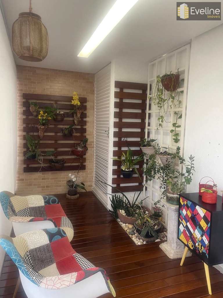 Apartamento em Mogi das Cruzes, no bairro Vila Oliveira