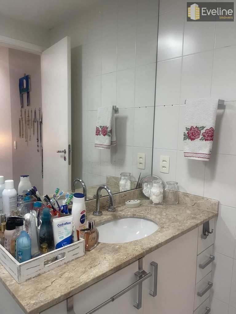 Apartamento em Mogi das Cruzes, no bairro Vila Oliveira