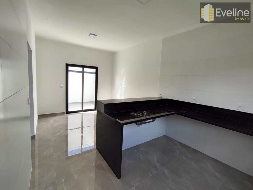 Casa em Mogi das Cruzes, no bairro Jardim Universo