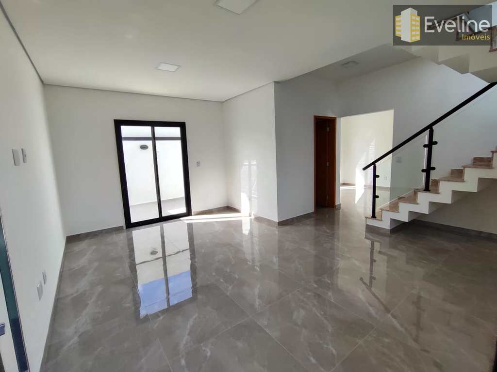 Casa em Mogi das Cruzes, no bairro Jardim Universo