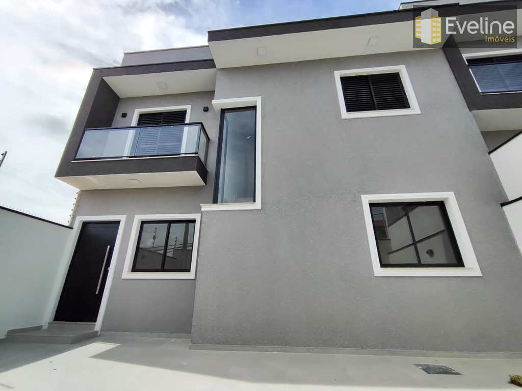 Casa em Mogi das Cruzes, no bairro Jardim Universo