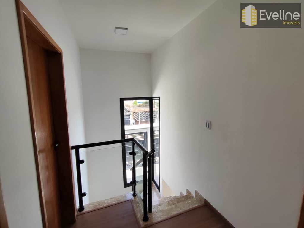 Casa em Mogi das Cruzes, no bairro Jardim Universo