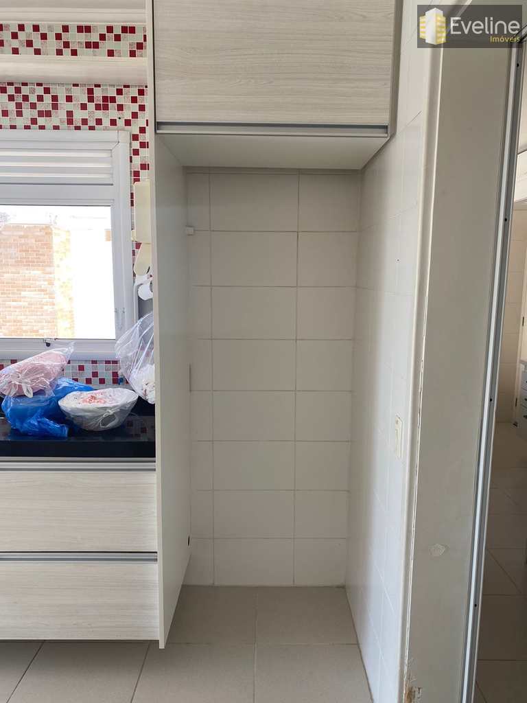 Apartamento em Mogi das Cruzes, no bairro Vila Oliveira