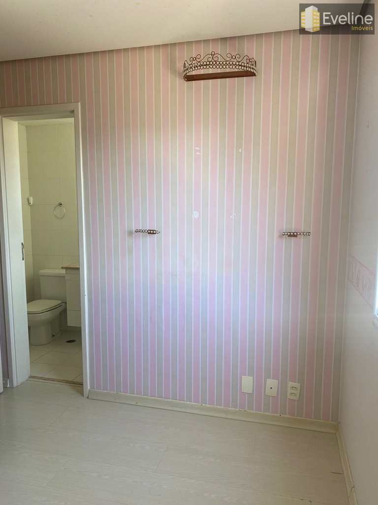 Apartamento em Mogi das Cruzes, no bairro Vila Oliveira