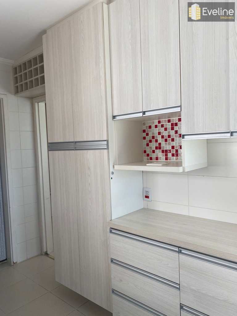 Apartamento em Mogi das Cruzes, no bairro Vila Oliveira