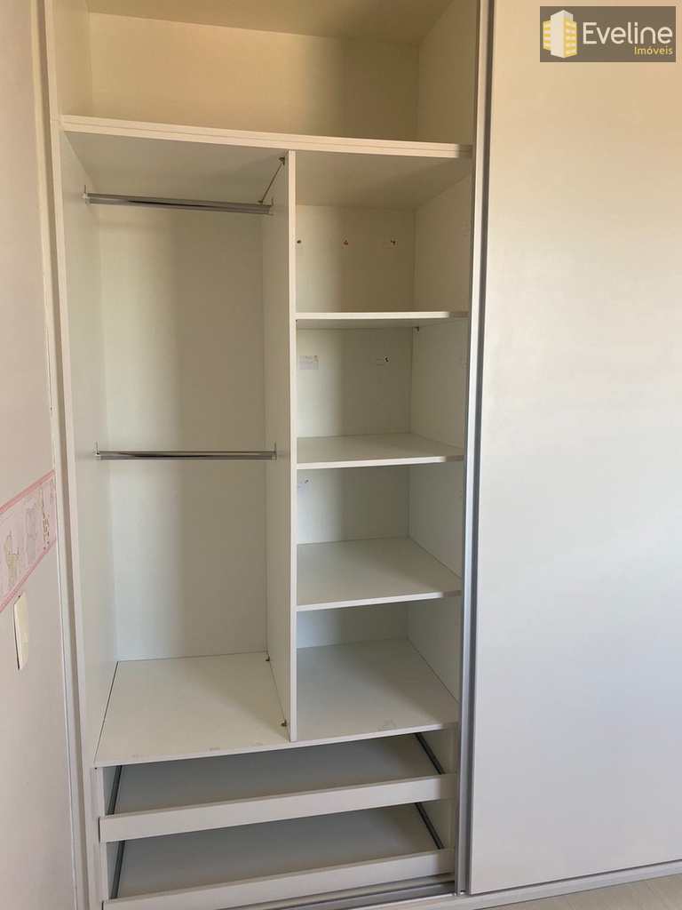 Apartamento em Mogi das Cruzes, no bairro Vila Oliveira