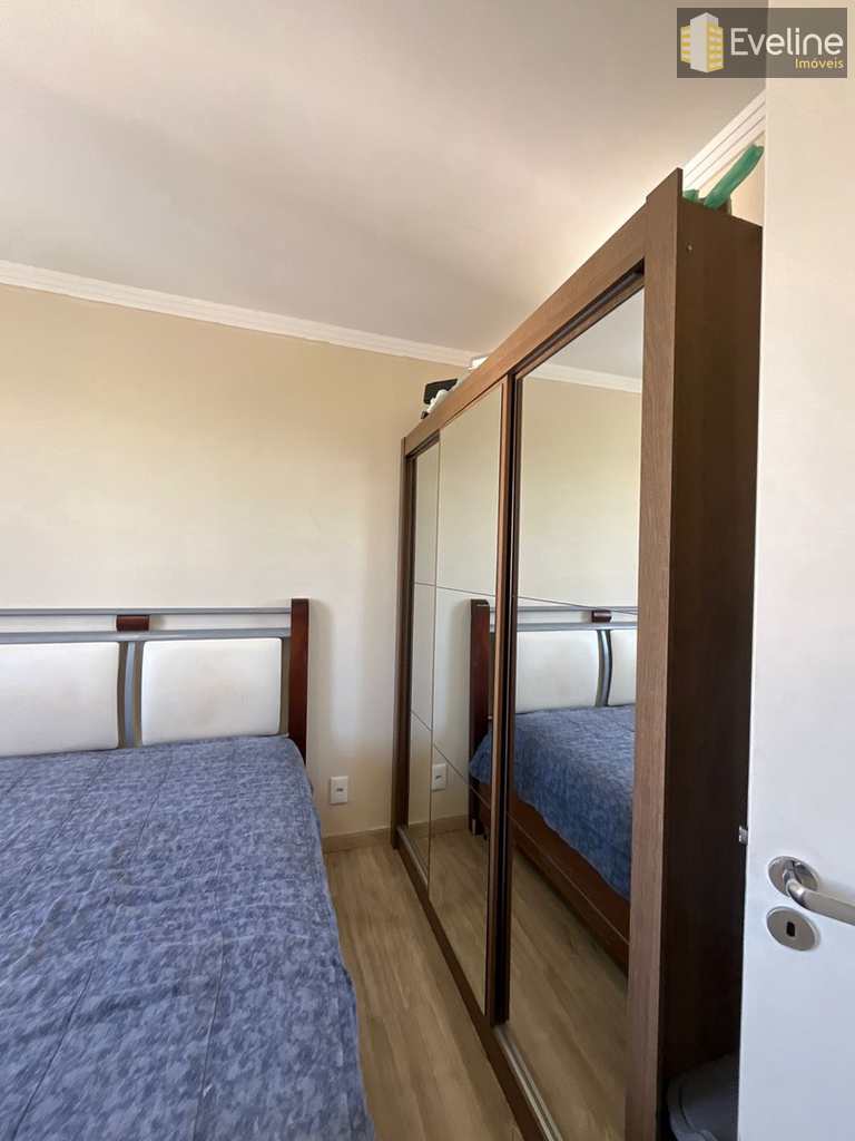 Apartamento em Mogi das Cruzes, no bairro Vila Mogilar