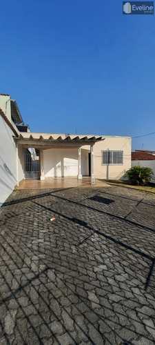 Casa, código 4102 em Mogi das Cruzes, bairro Mogi Moderno