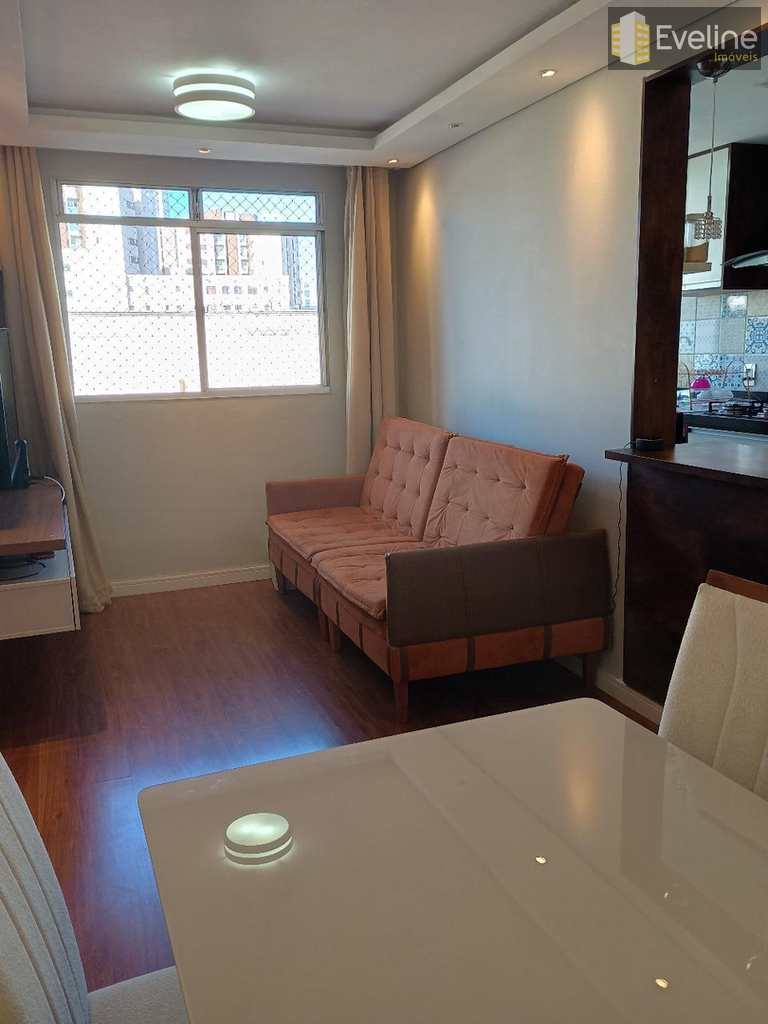 Apartamento em Mogi das Cruzes, no bairro Vila Mogilar