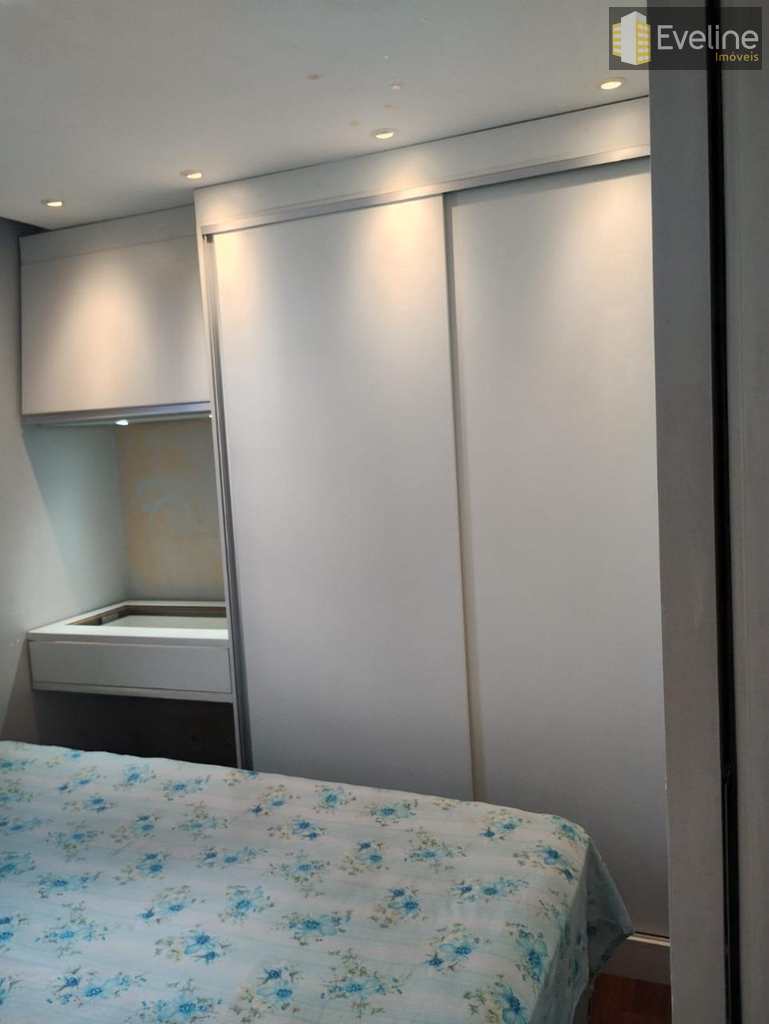 Apartamento em Mogi das Cruzes, no bairro Vila Mogilar