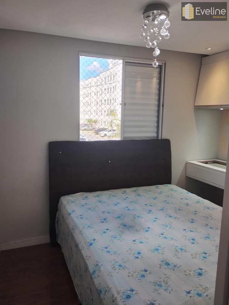 Apartamento em Mogi das Cruzes, no bairro Vila Mogilar