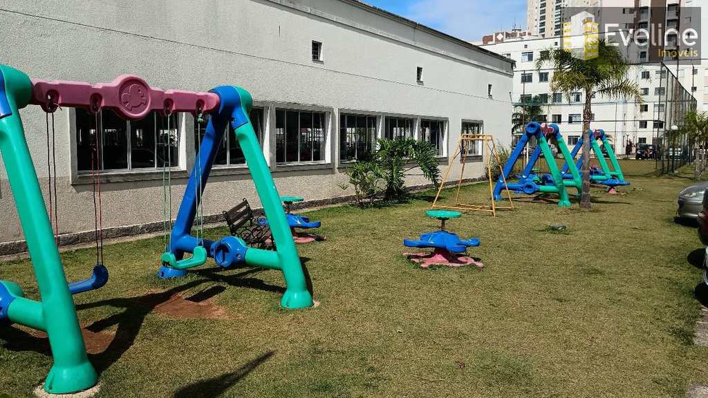 Apartamento em Mogi das Cruzes, no bairro Vila Mogilar