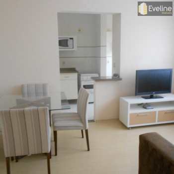 Apartamento em Mogi das Cruzes, bairro Vila Oliveira