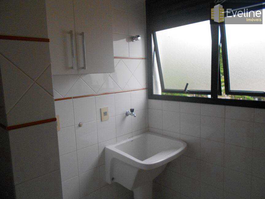 Apartamento em Mogi das Cruzes, no bairro Vila Oliveira