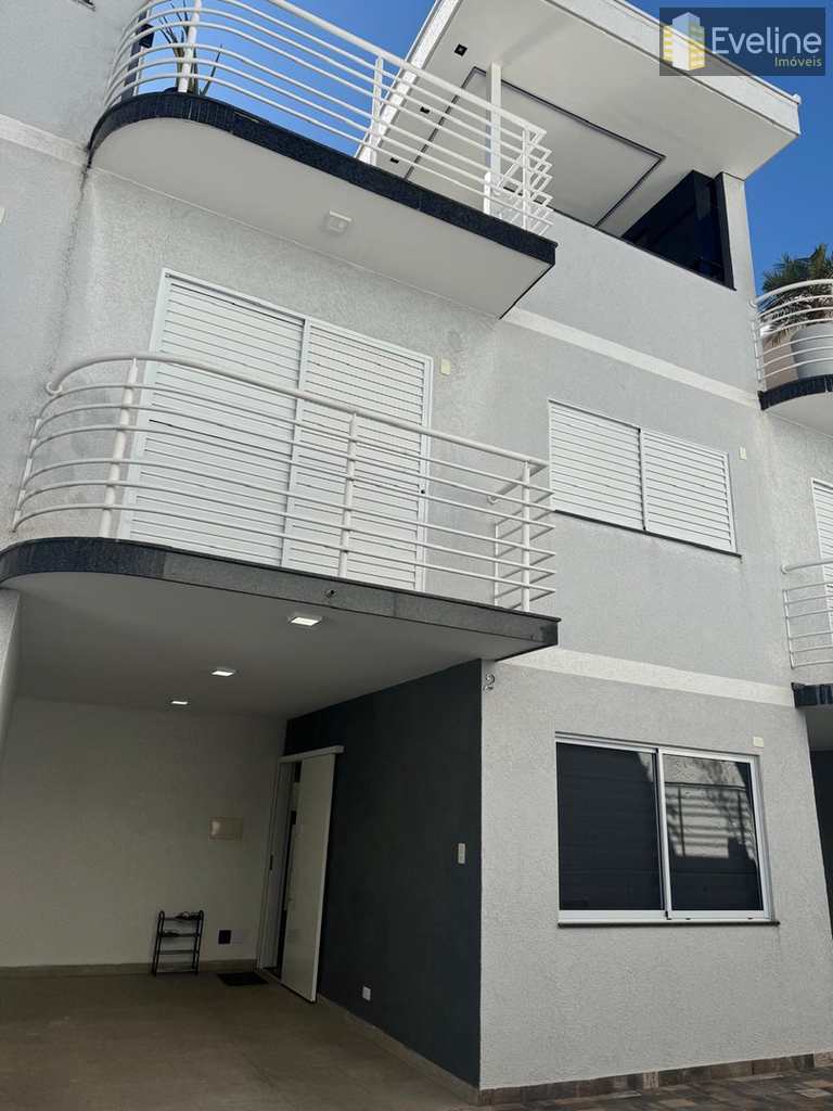 Casa de Condomínio em Mogi das Cruzes, no bairro Vila Oliveira