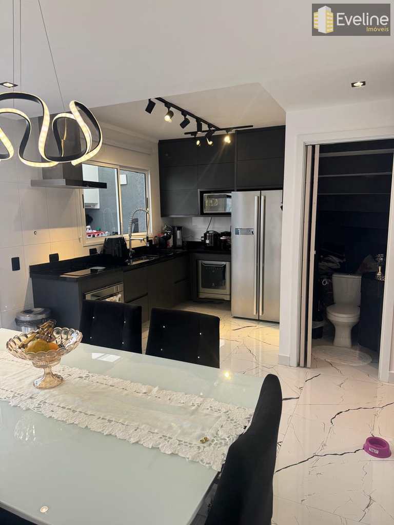 Casa de Condomínio em Mogi das Cruzes, no bairro Vila Oliveira