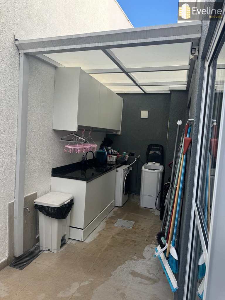Casa de Condomínio em Mogi das Cruzes, no bairro Vila Oliveira