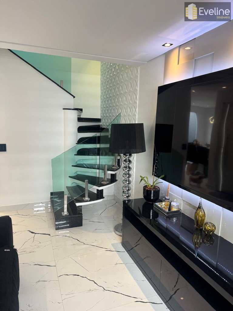 Casa de Condomínio em Mogi das Cruzes, no bairro Vila Oliveira