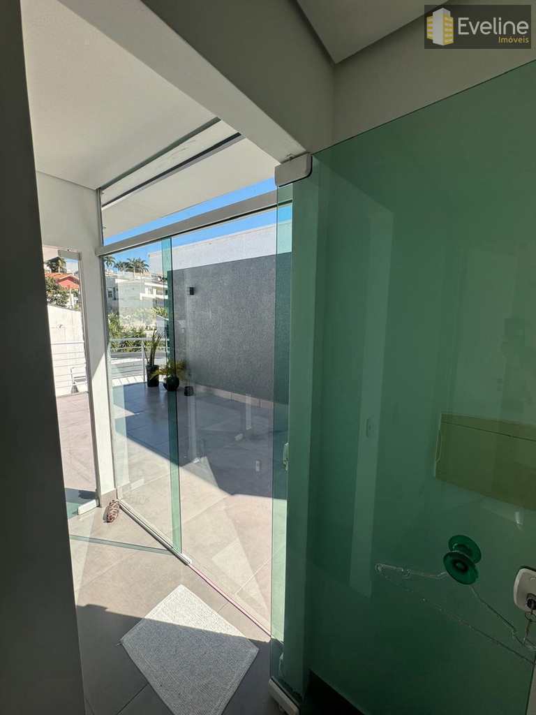 Casa de Condomínio em Mogi das Cruzes, no bairro Vila Oliveira