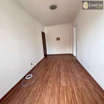 Apartamento em Mogi das Cruzes, bairro Vila Mogilar