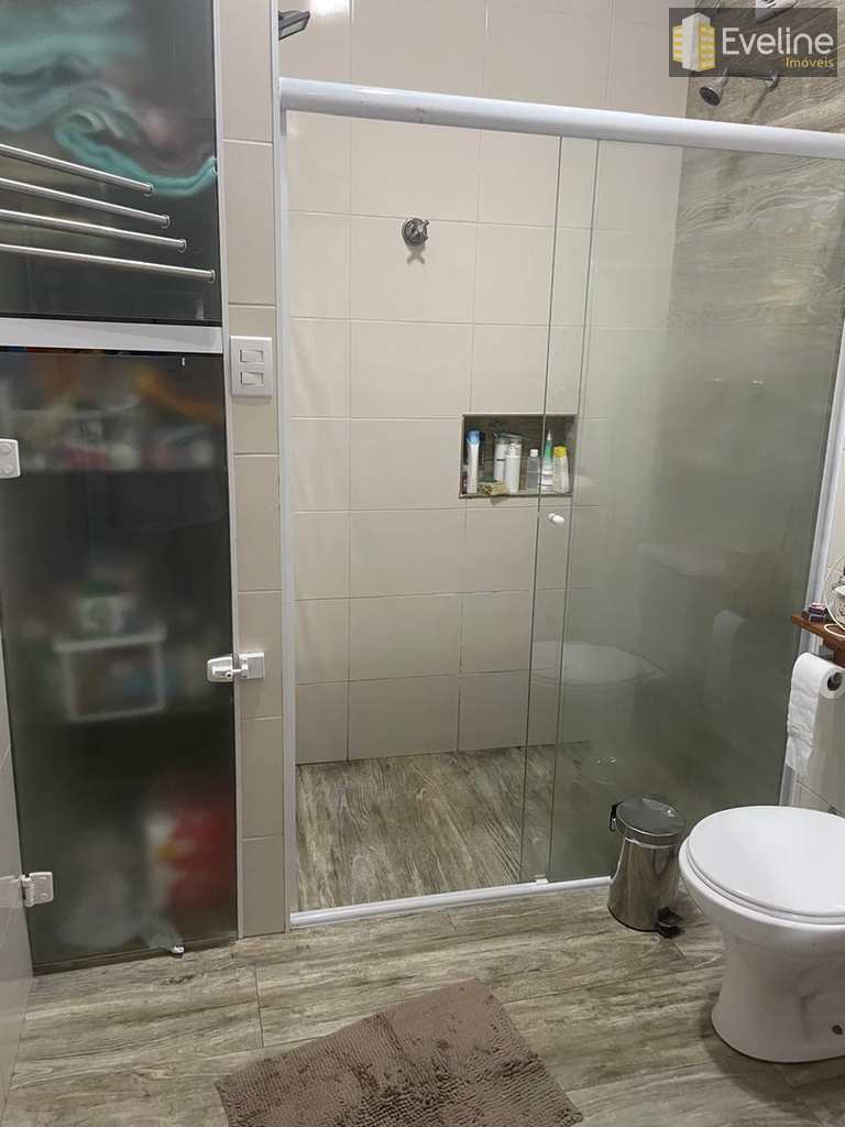 Casa em Mogi das Cruzes, no bairro Vila Oliveira