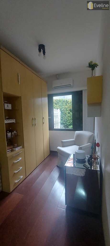 Casa em Mogi das Cruzes, no bairro Vila Suissa
