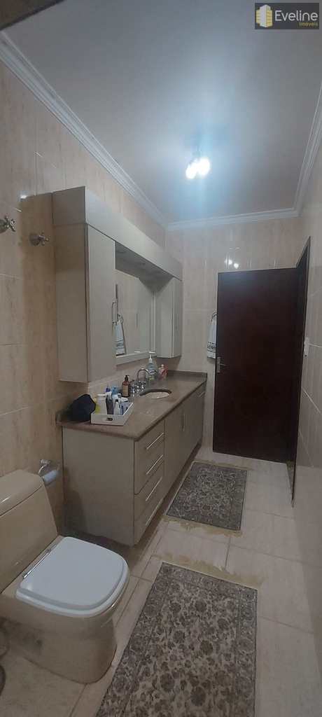 Casa em Mogi das Cruzes, no bairro Vila Suissa
