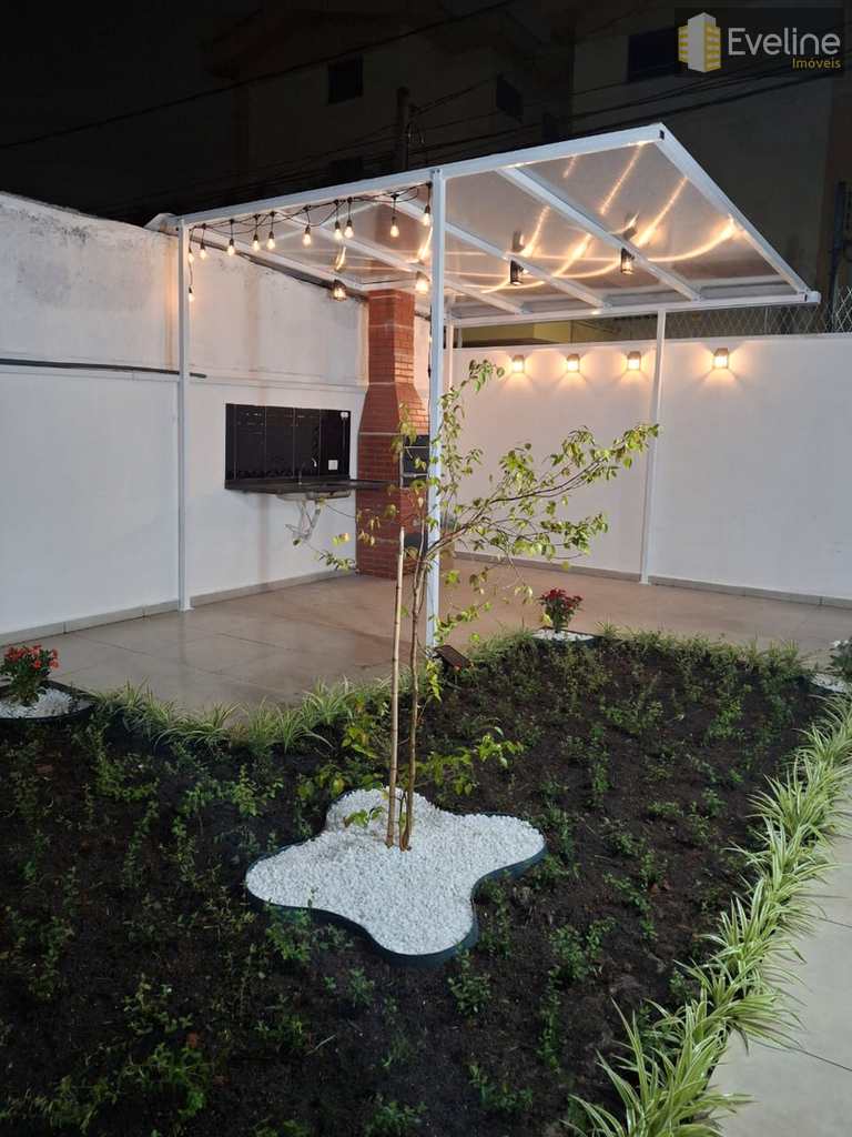Casa em Mogi das Cruzes, no bairro Vila Oliveira