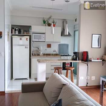 Apartamento em Mogi das Cruzes, bairro Vila Mogilar