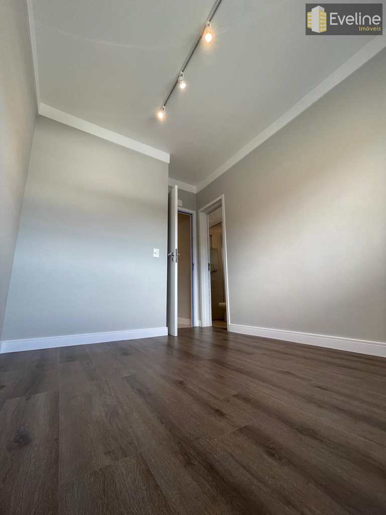 Apartamento em Mogi das Cruzes, no bairro Vila Mogilar