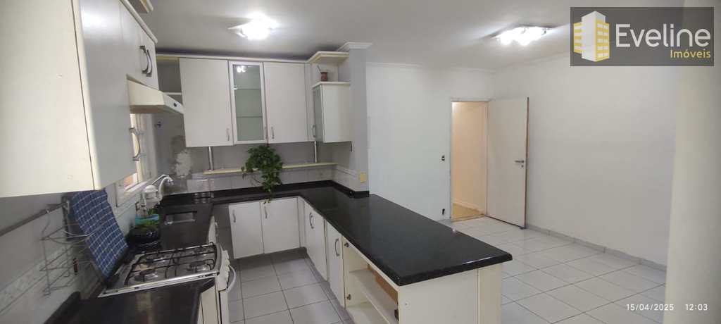 Casa em Mogi das Cruzes, no bairro Vila Oliveira