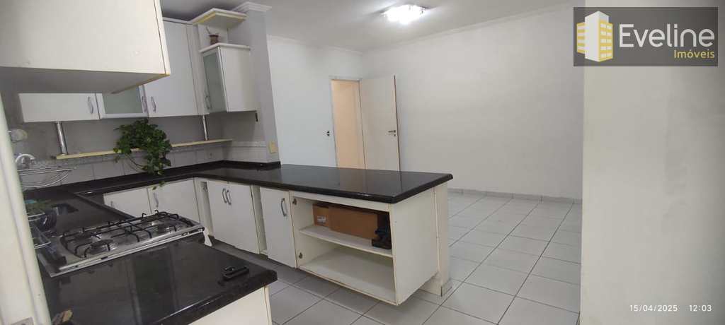 Casa em Mogi das Cruzes, no bairro Vila Oliveira