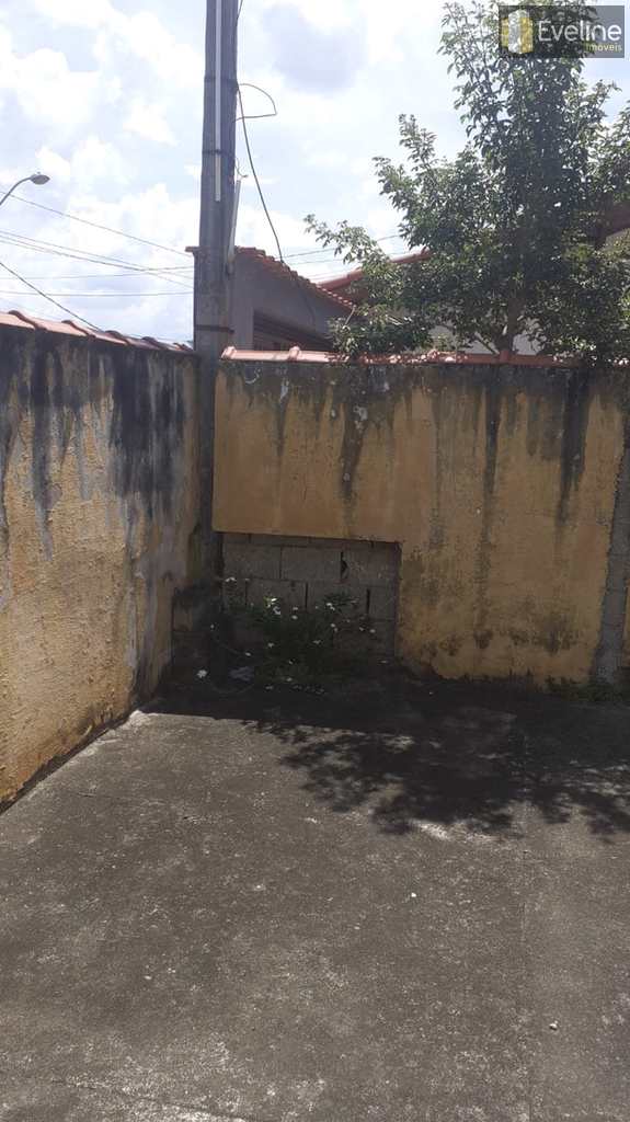 Casa em Mogi das Cruzes, no bairro Jardim Aeroporto III